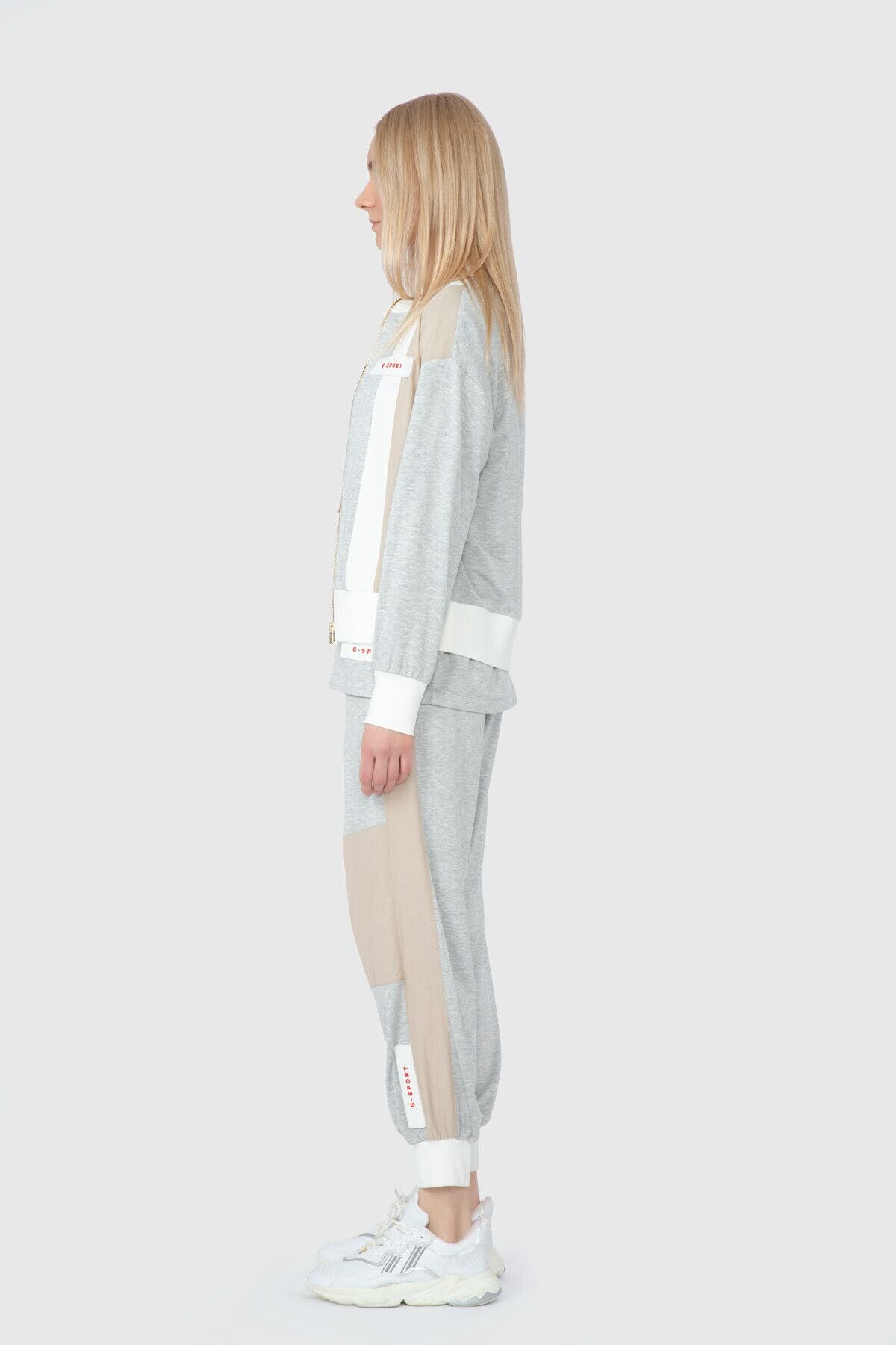 Fermuarlı Cep Detaylı Sweatshirt