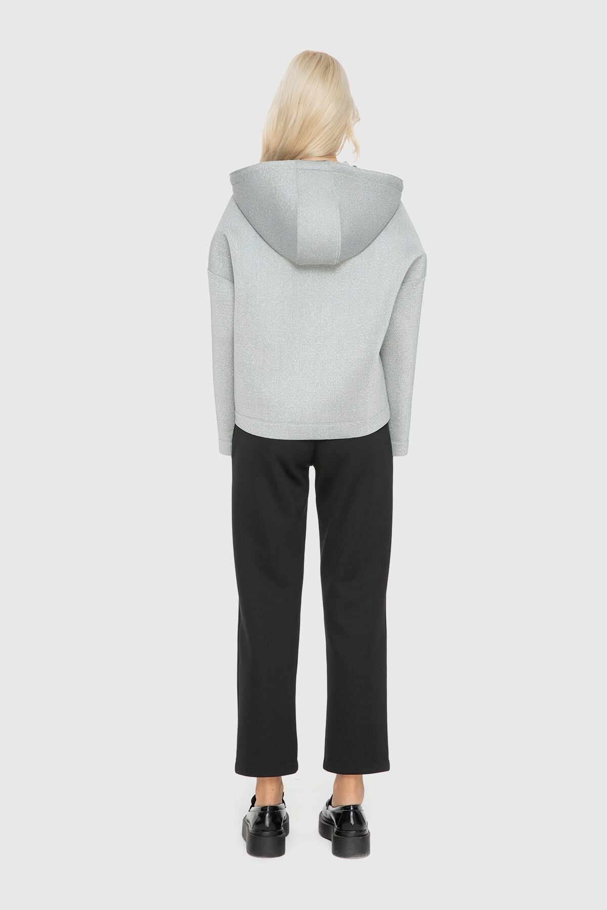 Nakış Detaylı Kapüşonlu Sweatshirt