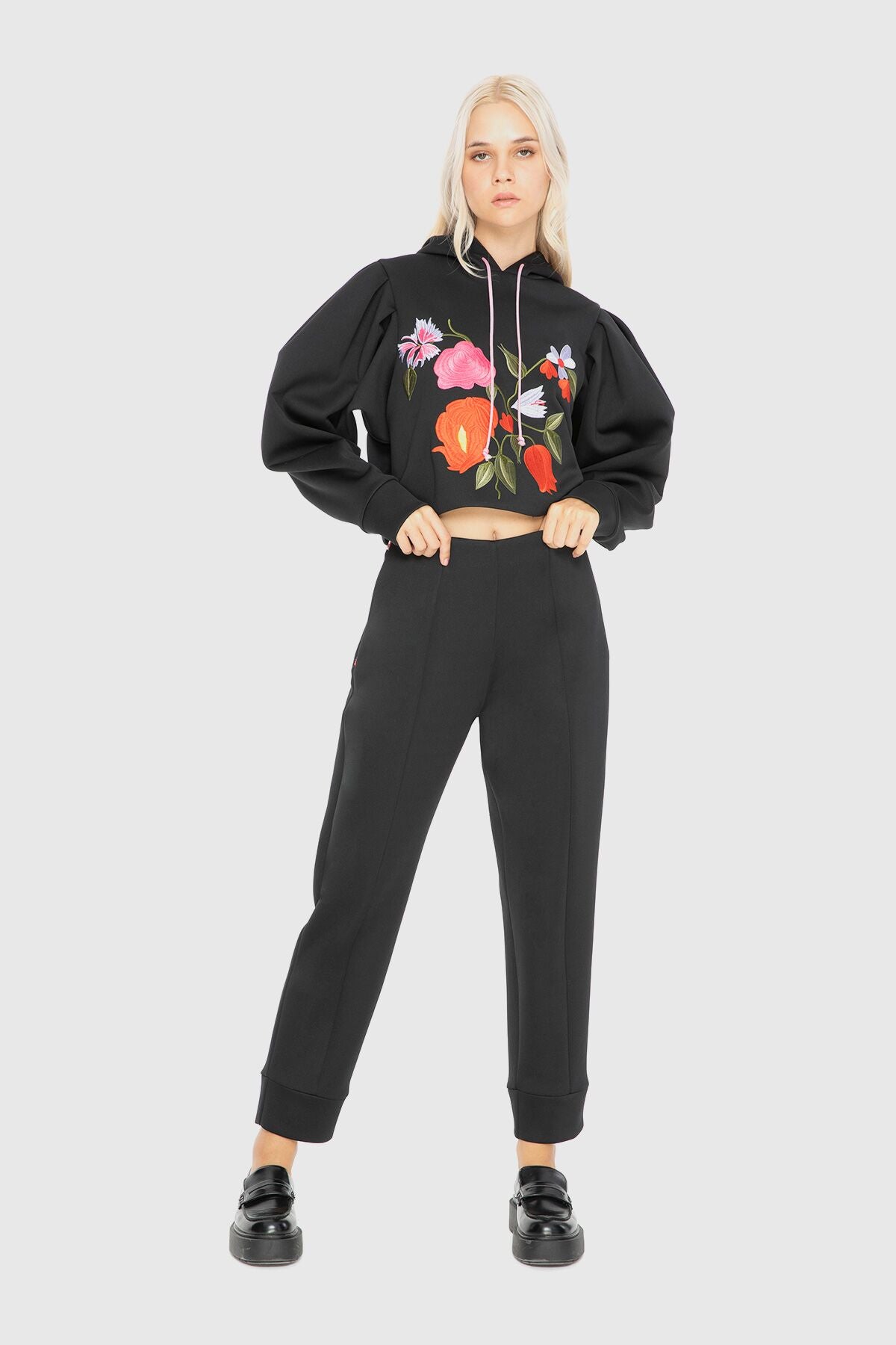 Nakış Detaylı Scuba Sweatshirt
