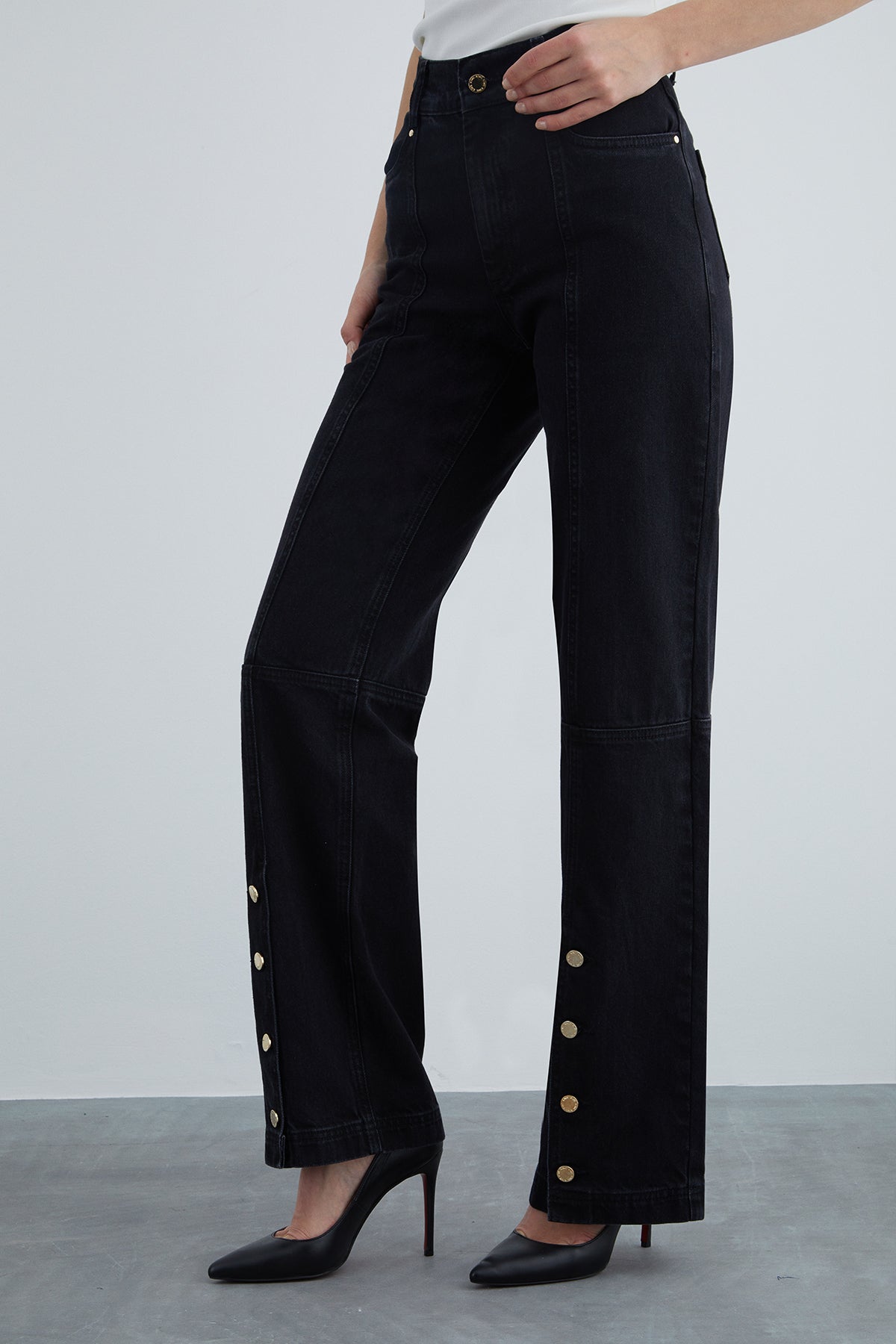 Düz Kesim Denim Pantolon