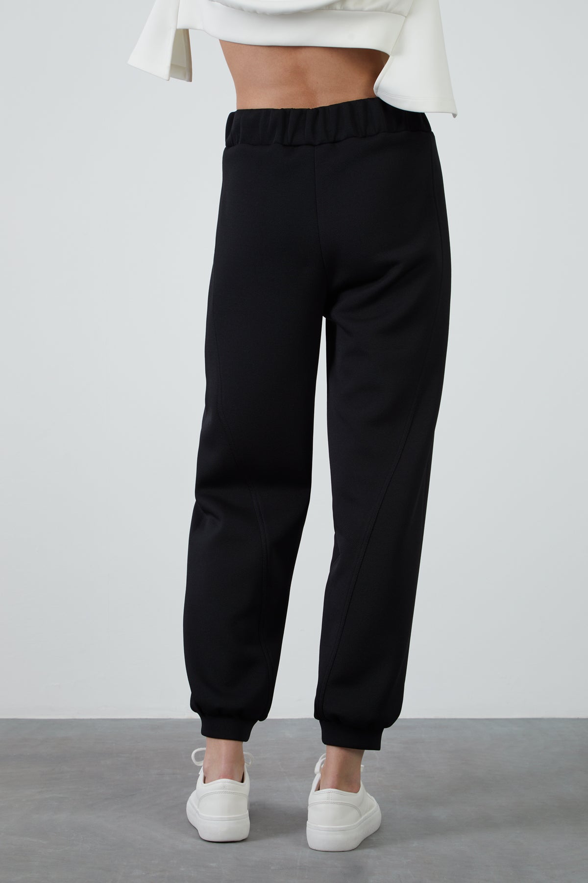 Kup Detaylı Jogger Pantolon