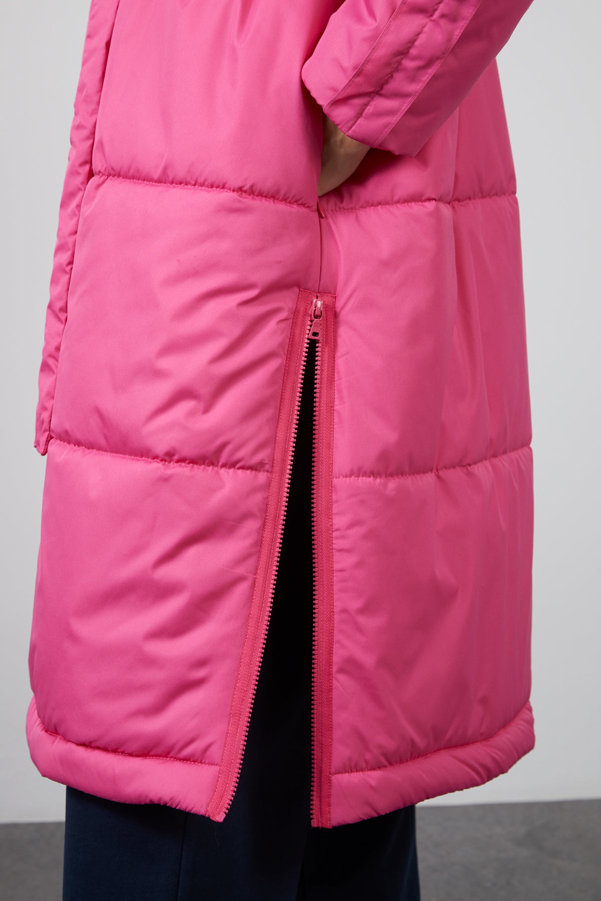 Uzun Puffer Mont