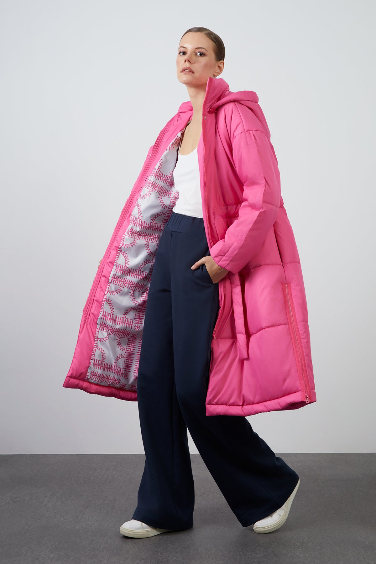 Uzun Puffer Mont