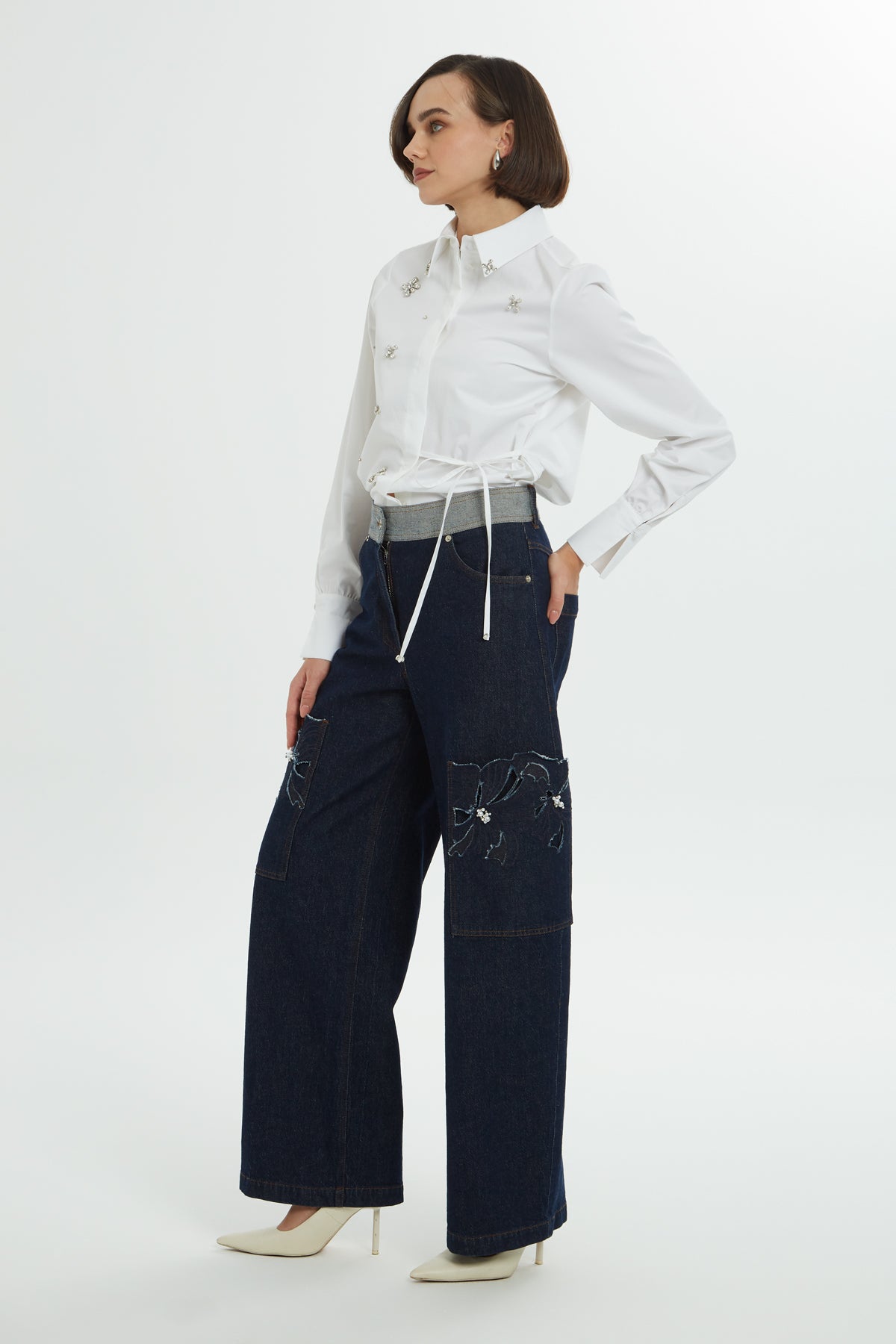 Cepleri Nakışlı Jean Pantolon