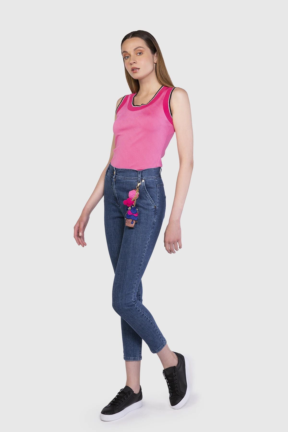 Anahtarlık Detaylı Pantolon