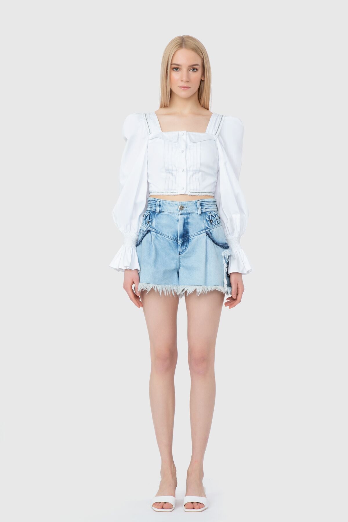 Balon Kollu Crop