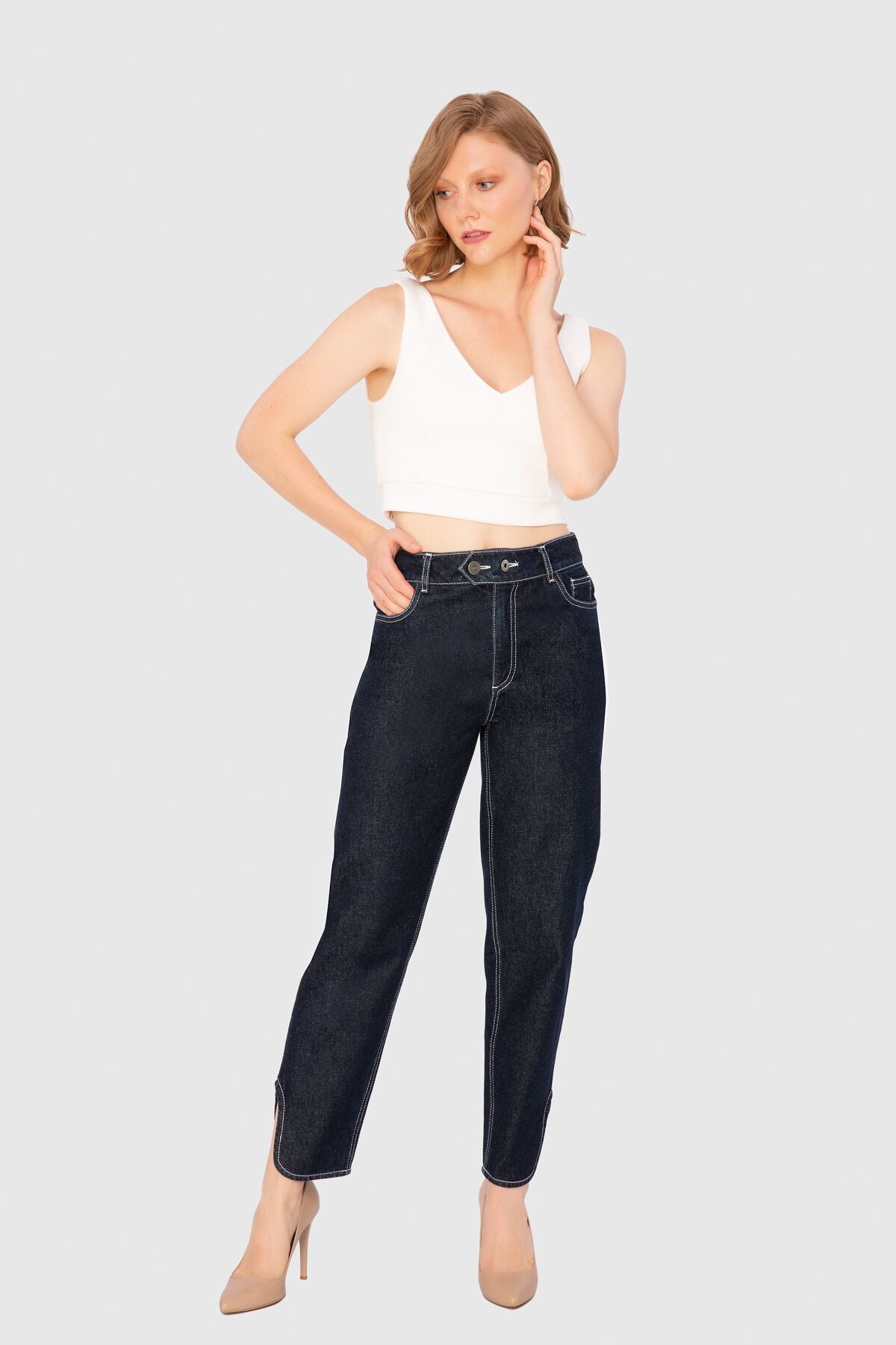 V Yaka Kalın Askılı Crop