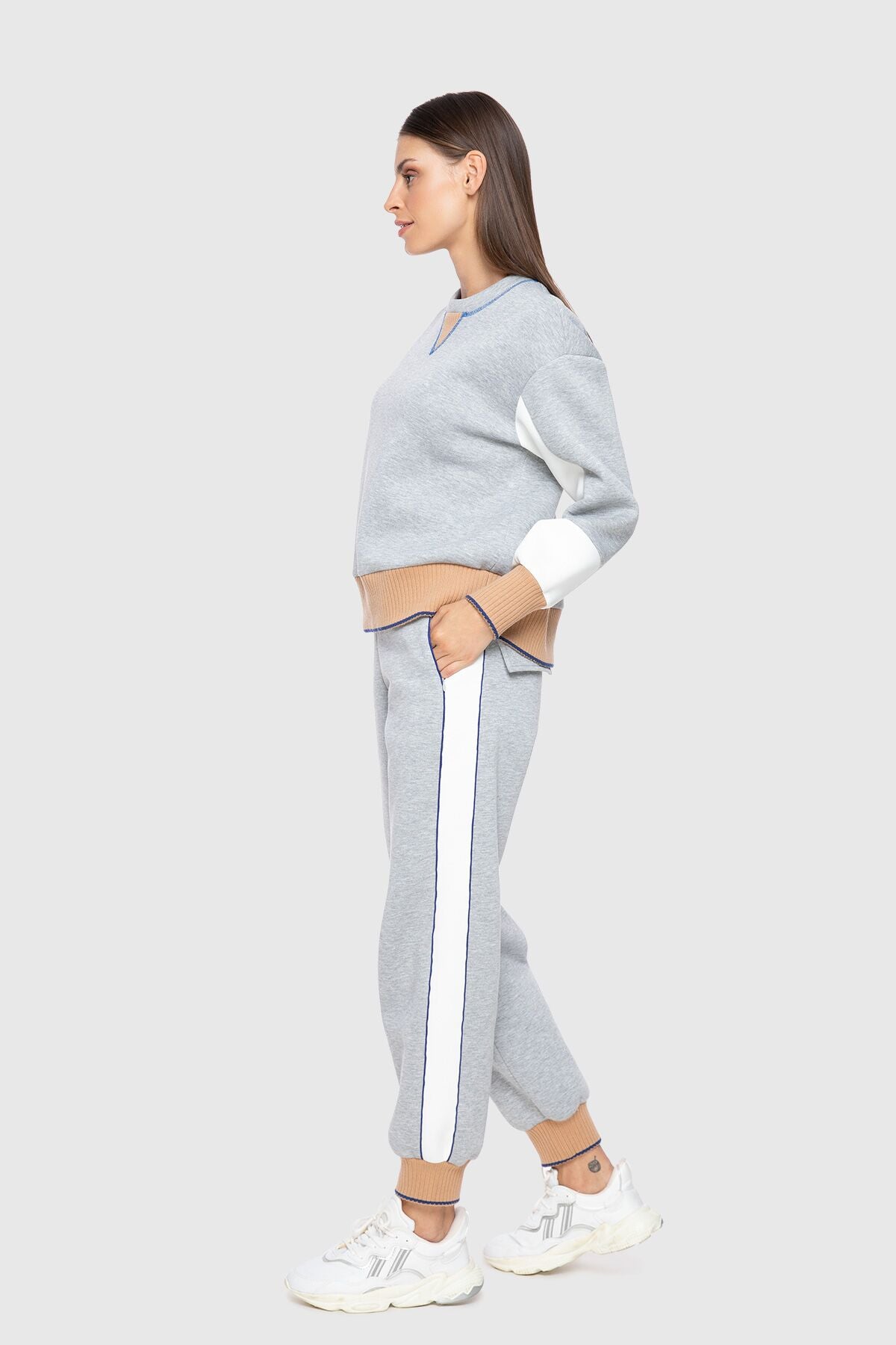 Triko Detaylı Sweatshirt