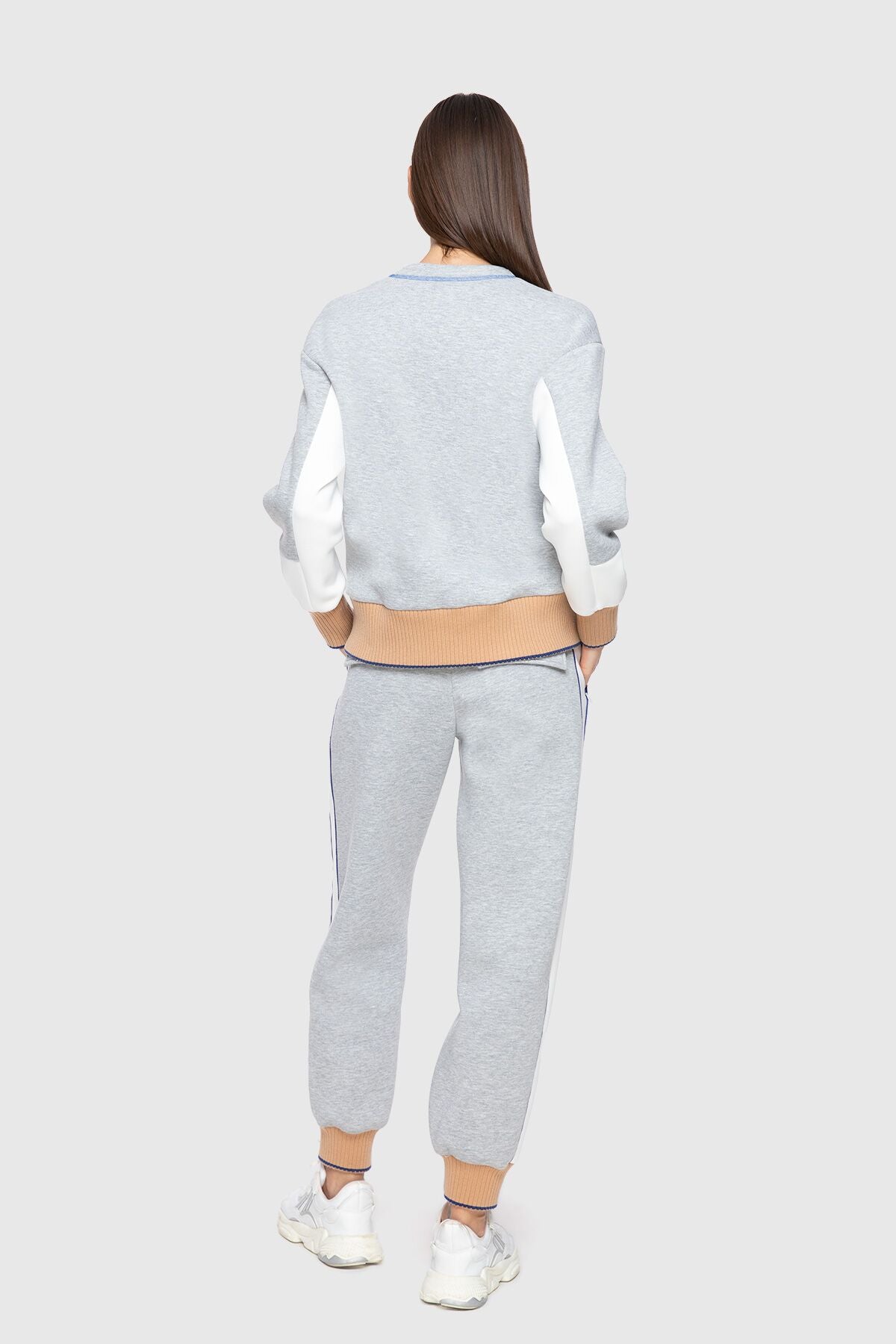 Triko Detaylı Sweatshirt