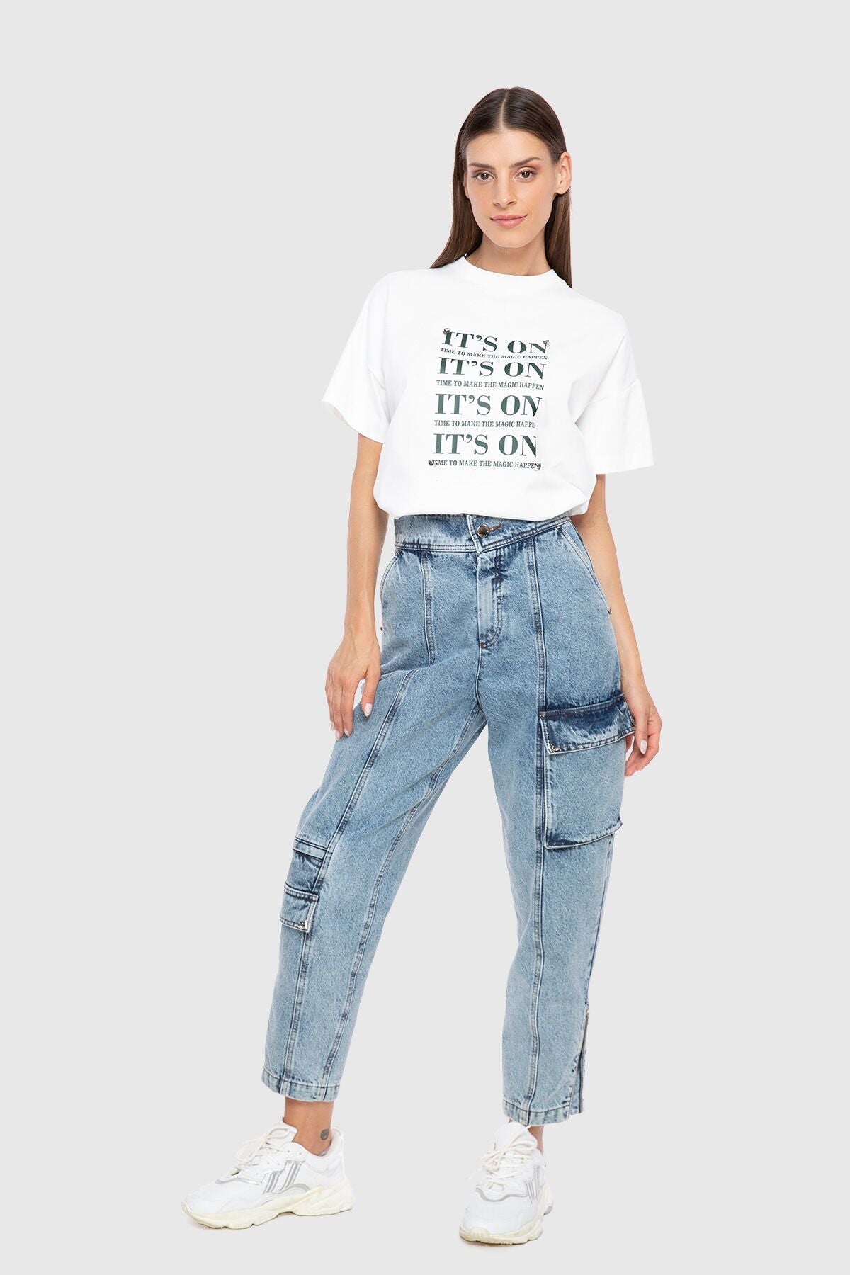 Slogan Yazı Baskılı İşleme Detaylı Oversıze T-shirt