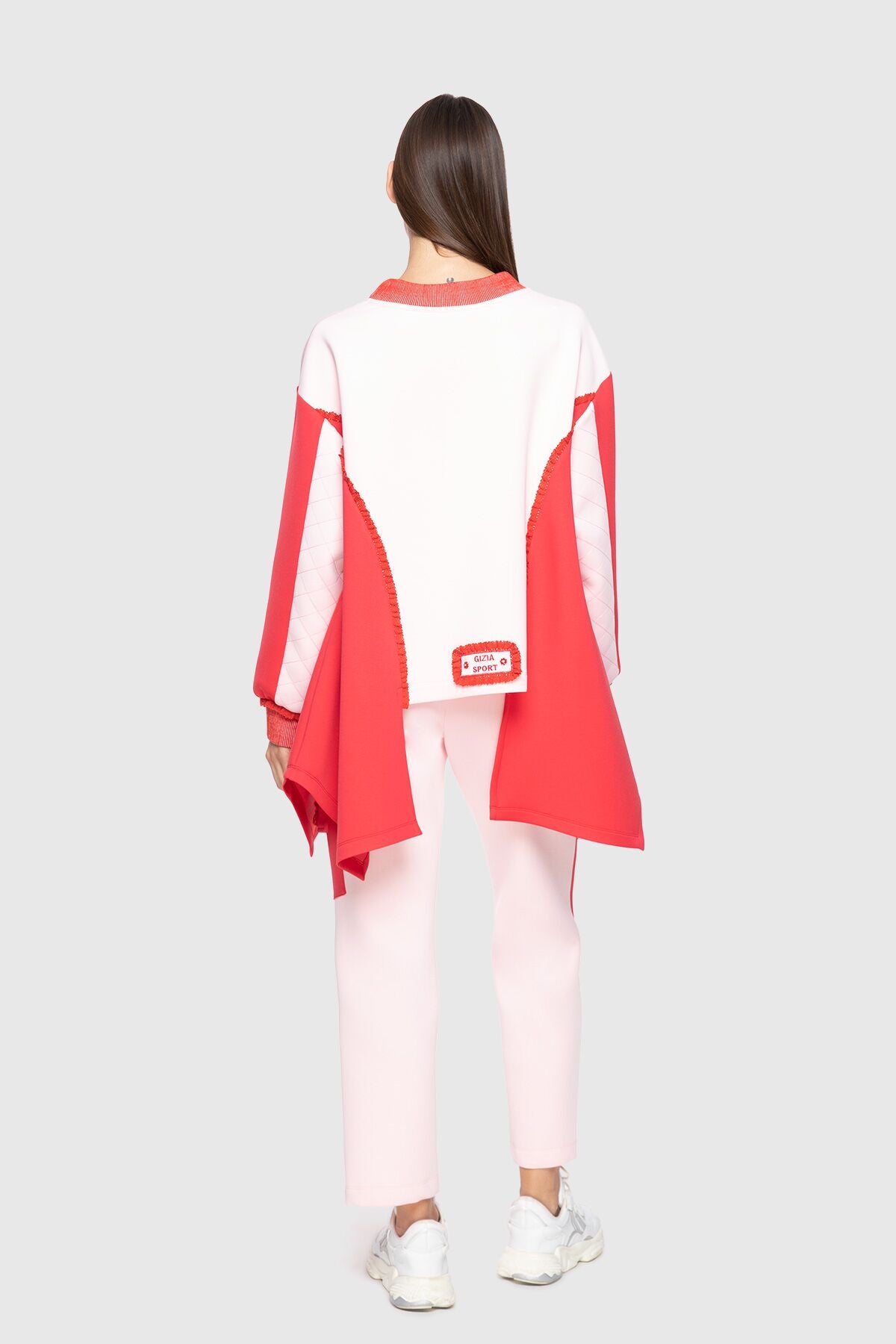 Kapitone Nakış Detaylı Aplikeli Oversize Sweatshirt