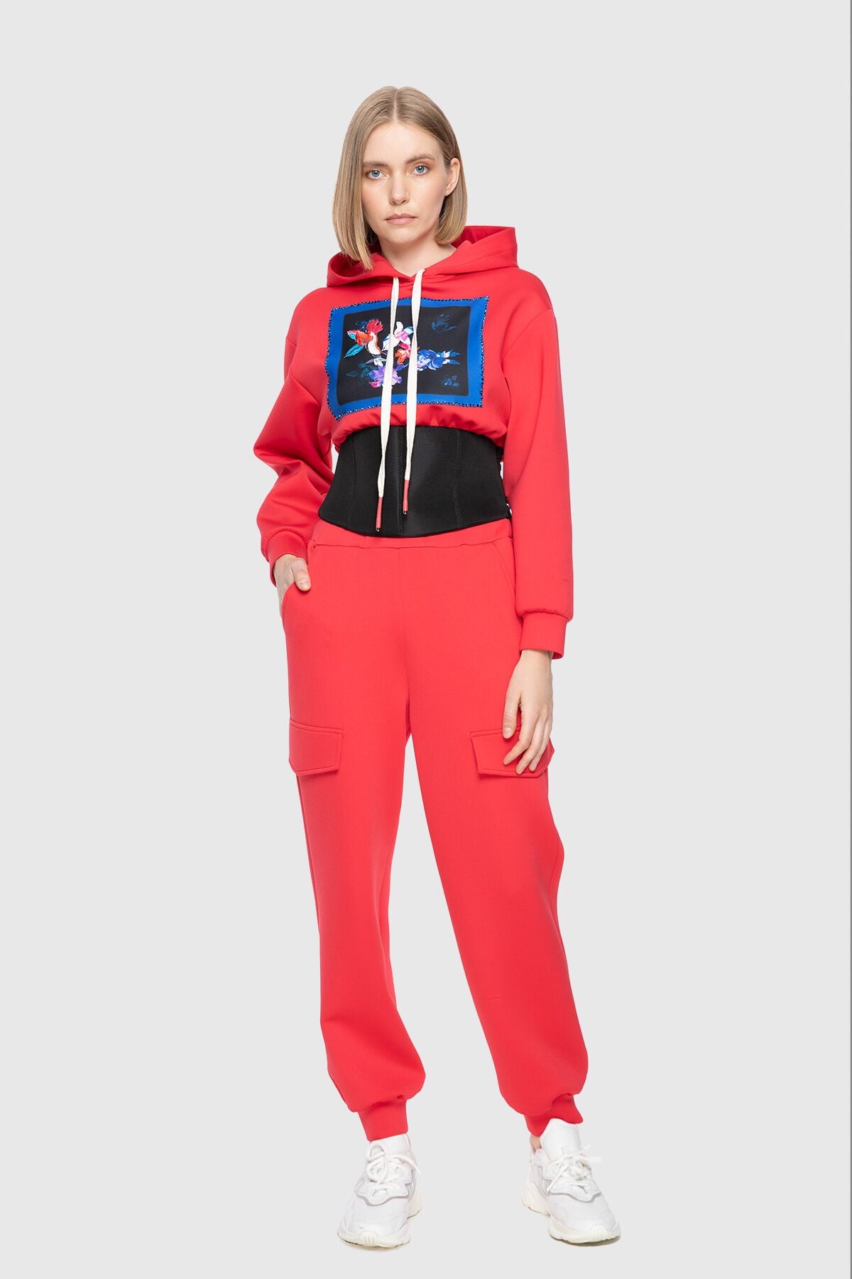 Korse Detaylı Kapüşonlu Baskılı Sweatshirt
