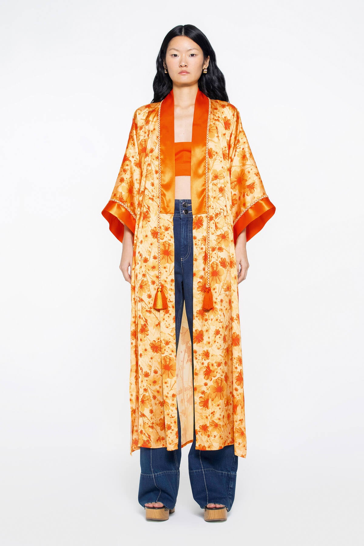 Özel Desen Arkası Yazı Baskılı Seyyar Kuşaklı Çiçekli Kimono