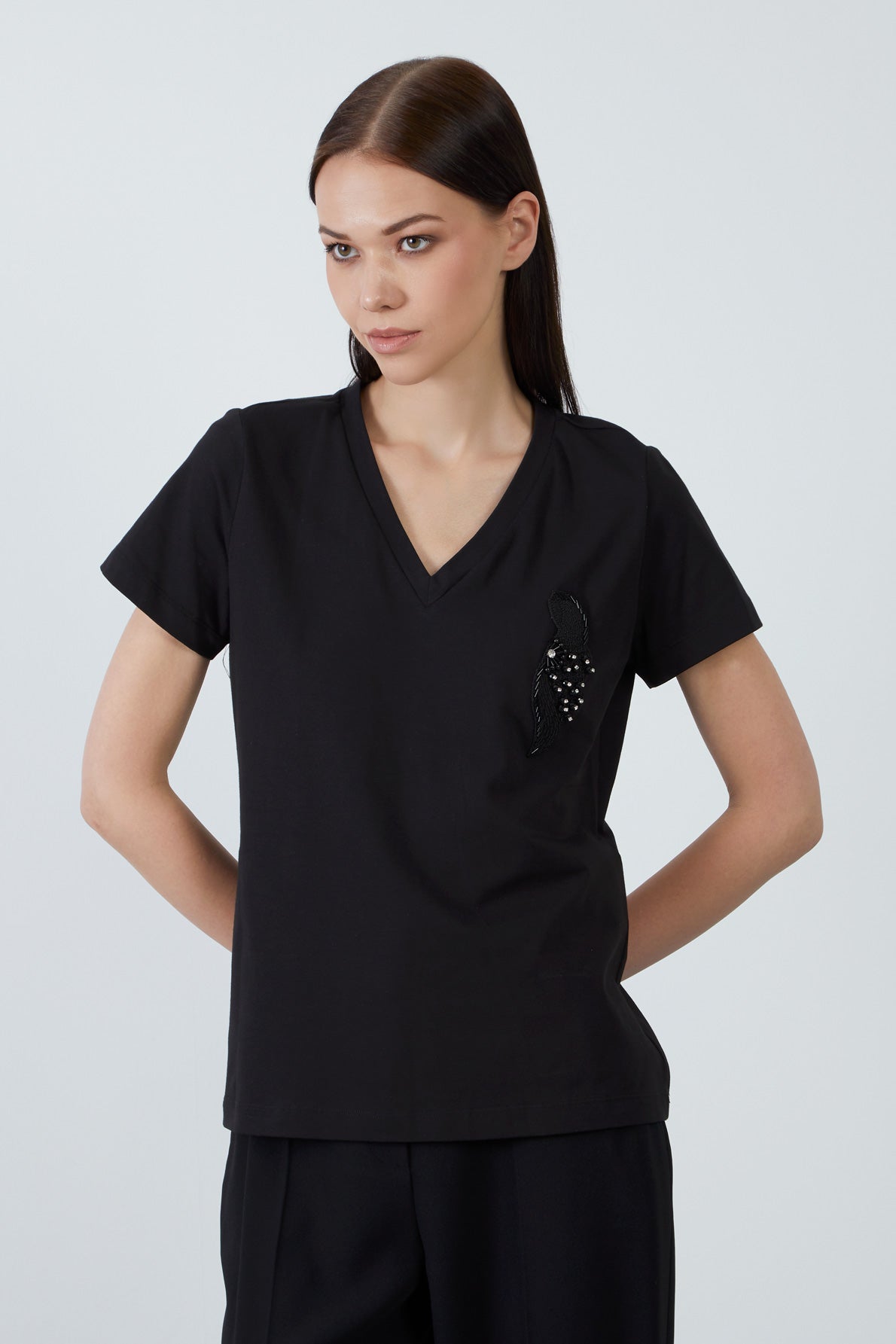 Nakış Detaylı Tshirt