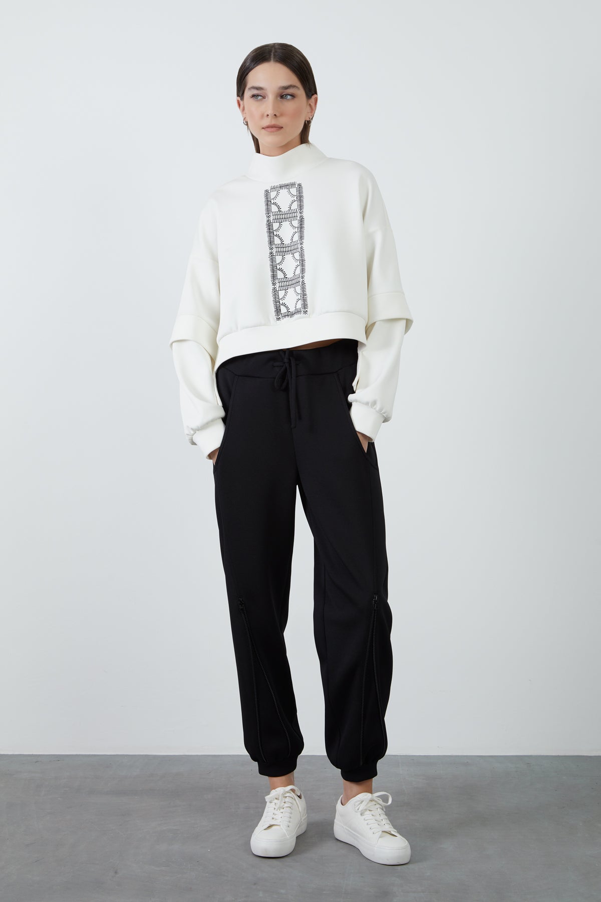 Kup Detaylı Jogger Pantolon