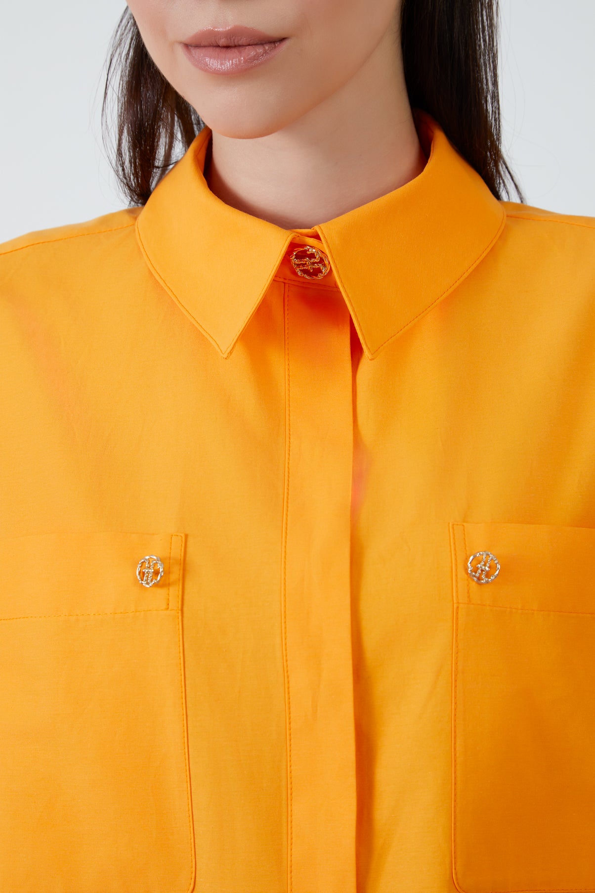Metal Aksesuarlı Truvakar Kol Oversize Bluz
