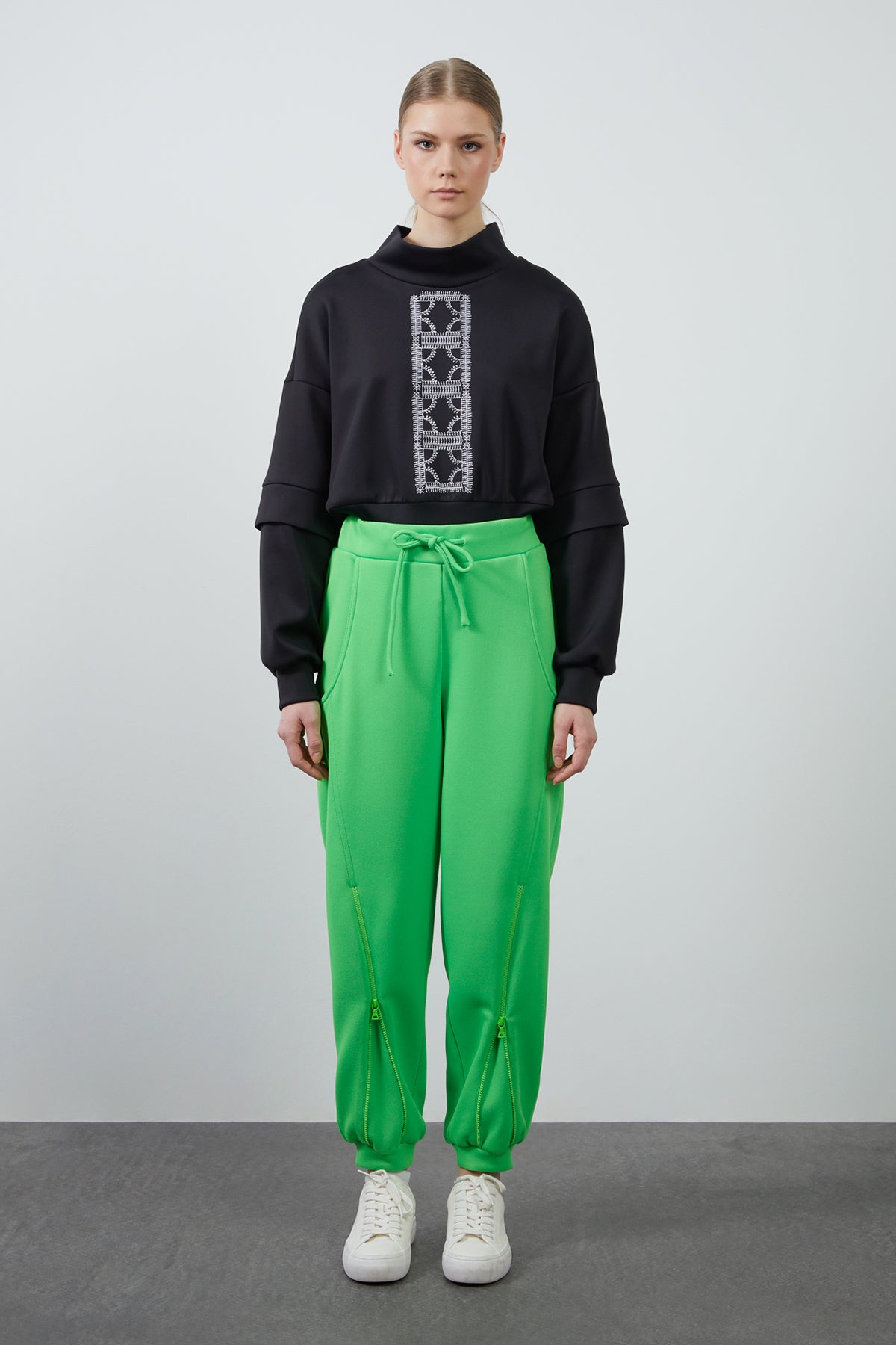 Kup Detaylı Jogger Pantolon