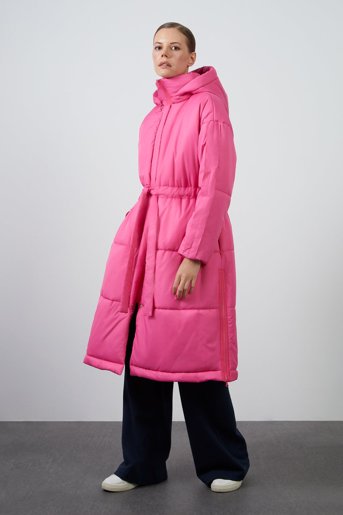 Uzun Puffer Mont