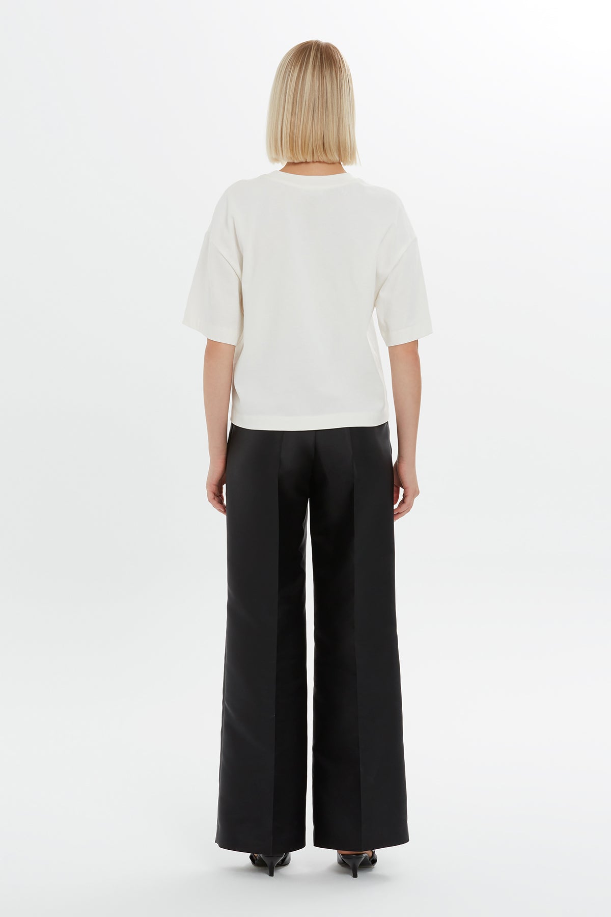 Baskı Detaylı Düşük Omuzlı Kısa Kollu Basic Tshirt