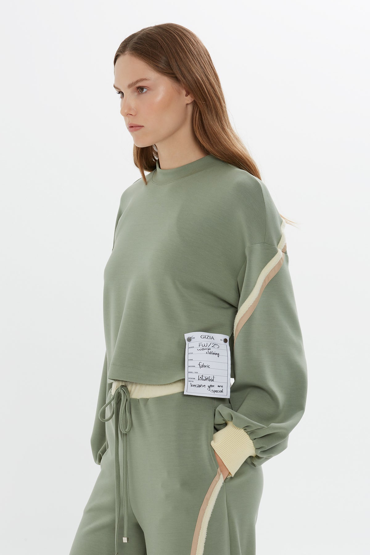 Şerit Detaylı Rahat Kesim Sweatshırt