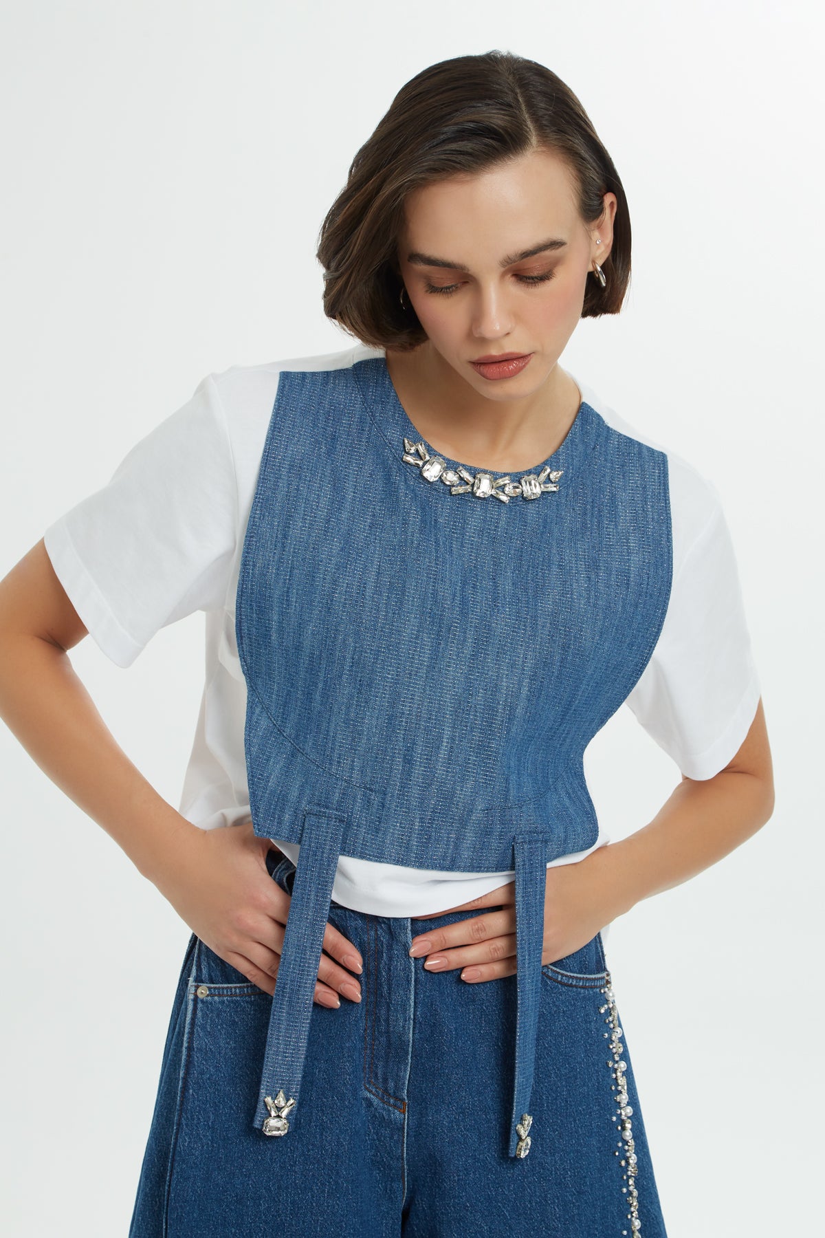 Jean Detaylı İşlemeli T-shirt